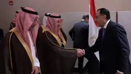 رئيس الوزراء يلتقي وزير الصناعة...