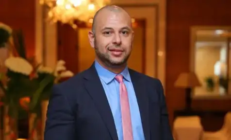 رئيس هيئة الرقابة المالية يلتقي...