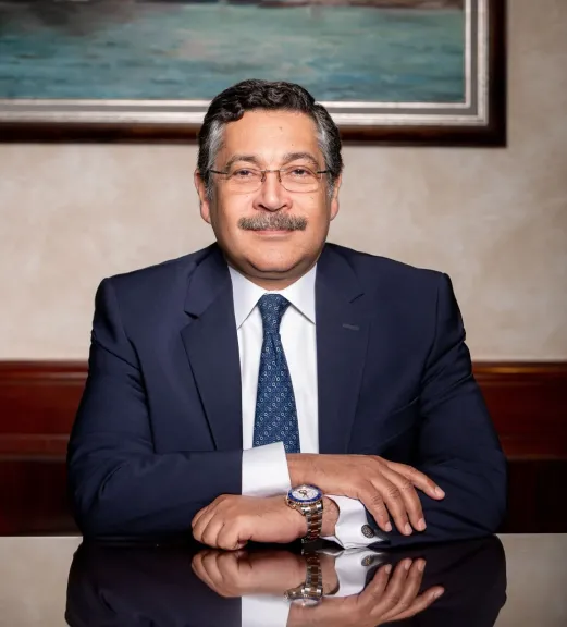 حسن عام