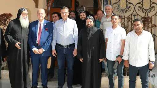 وزير الزراعة يتفقد المزارع والمشروعات...