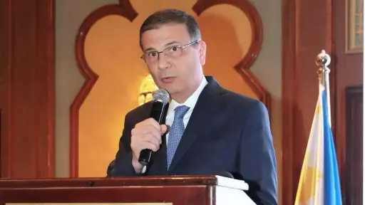 صناعة وتجارة