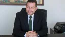 صناعة وتجارة