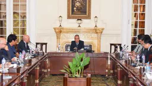 سياسة