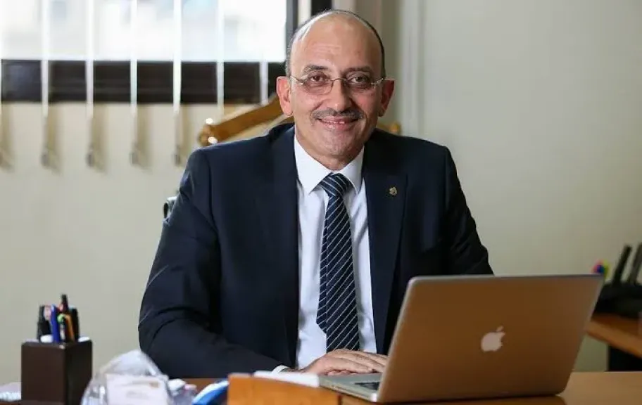 المهندس علاء فكري، نائب أول رئيس لجنة التطوير العقاري بجمعية رجال الأعمال المصريين ورئيس مجلس الإدارة والعضو المنتدب لشركة بيتا للتطوير