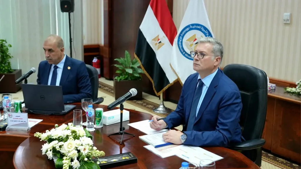 مؤشرات إيجابية وأداء قوي لشركة أموك في العام المالي 2024/2025