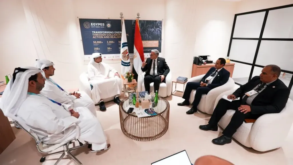 شركات طاقة عالمية تبحث فرص زيادة الاستثمار في مصر