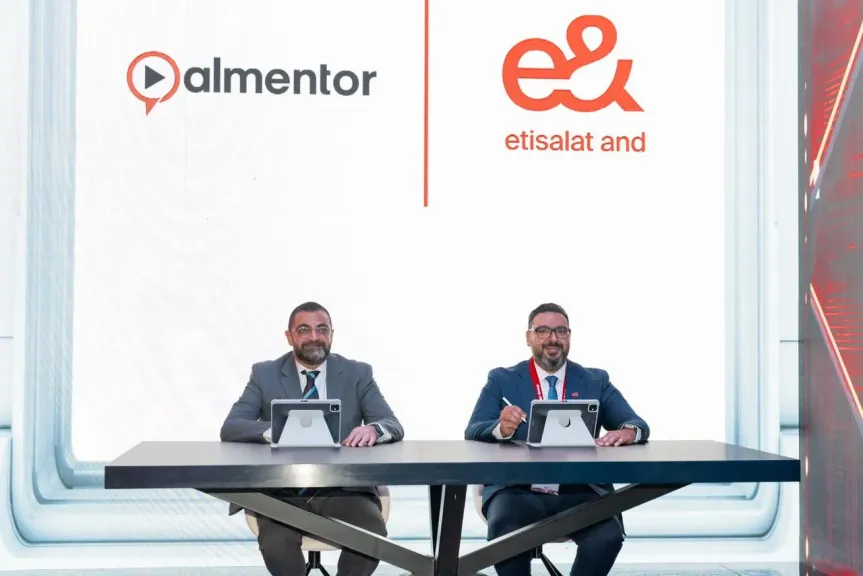 إي آند مصر توقع شراكة حصرية مع منصة المنتور لتقديم تجربة تعليمية رقمية غير مسبوقة لعملائها المميزين