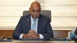 صناعة وتجارة