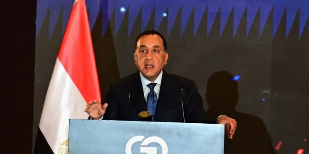 رئيس الوزراء: استثمرنا أكثر من نصف تريليون دولار في شبكات الطرق والموانئ والمطارات