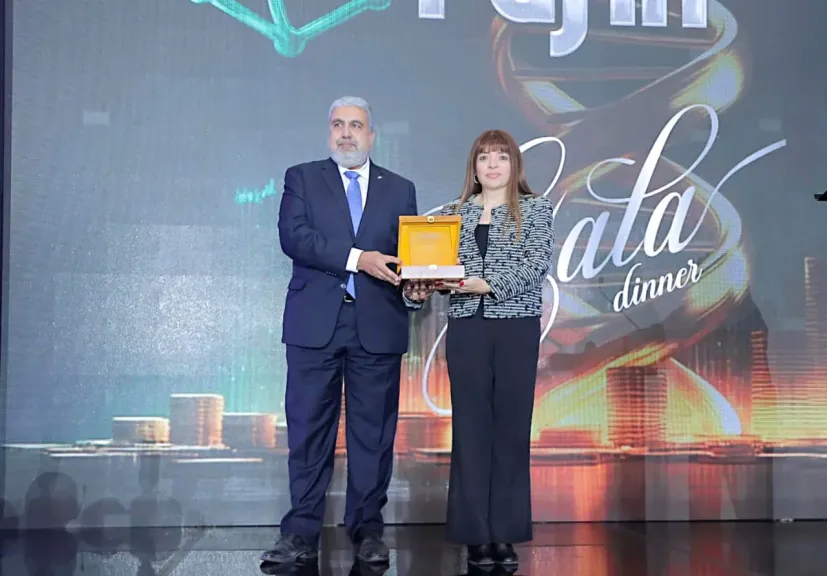 البنك الأهلي المصري يحصد جائزتين عالميتين في جوائز Élan 2025