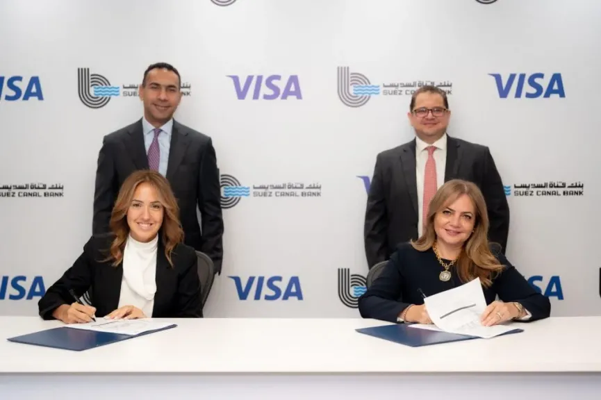 بنك قناة السويس يوقّع اتفاقية شراكة استراتيجية مع “فيزا” لدعم التحول الرقمي وتطوير حلول دفع مبتكرة