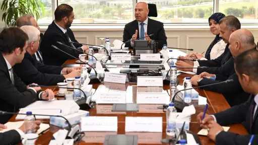 صناعة وتجارة