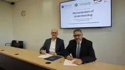 بنوك وتأمين