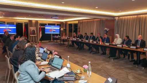 صناعة وتجارة