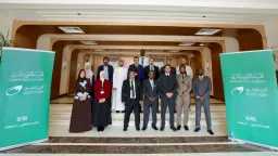 بنوك وتأمين