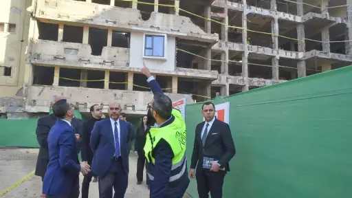 صناعة وتجارة