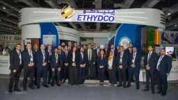 صناعة وتجارة