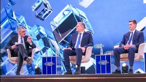 صناعة وتجارة