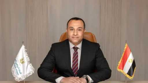 بنوك وتأمين