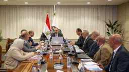 صناعة وتجارة