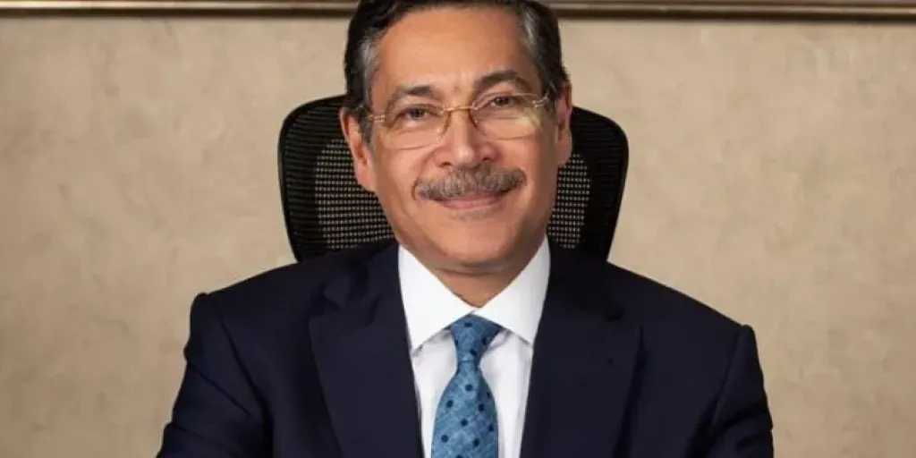 بنوك وتأمين