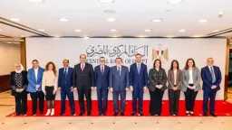 بنوك وتأمين