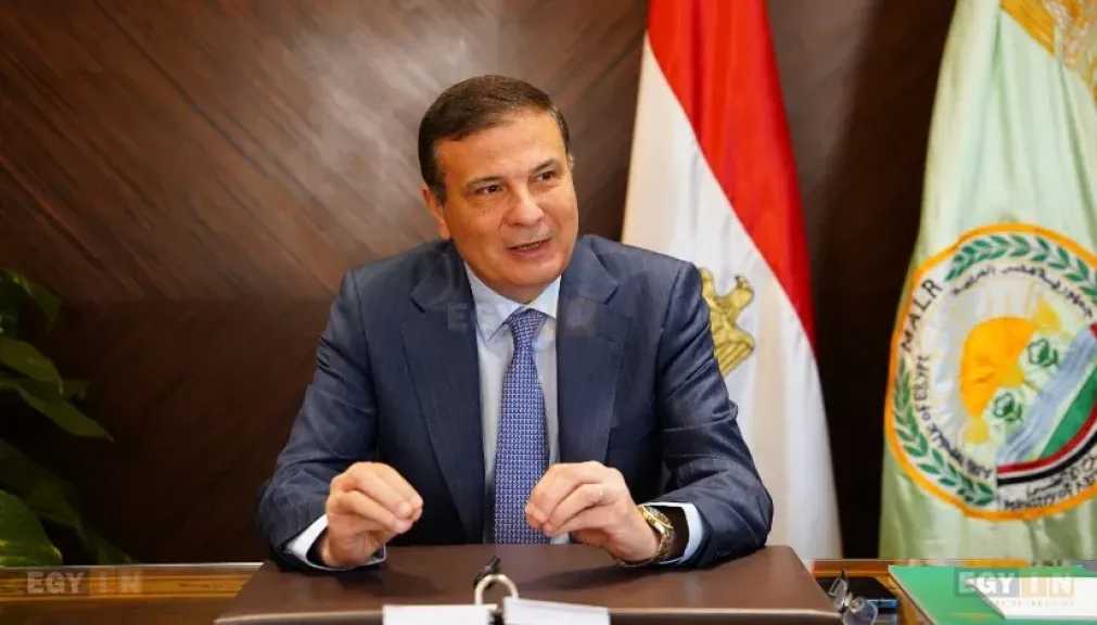 صناعة وتجارة