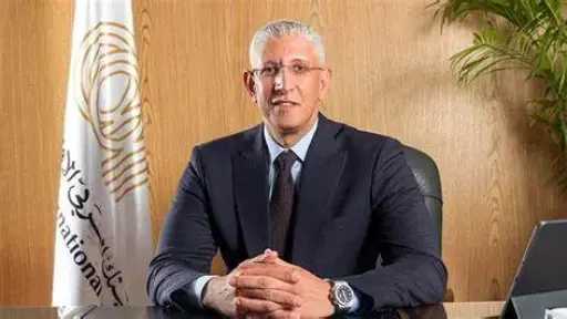 بنوك وتأمين