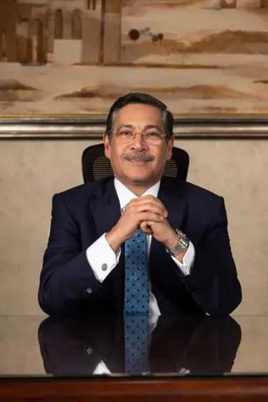 صناعة وتجارة