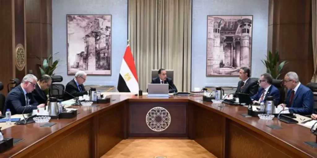 صناعة وتجارة