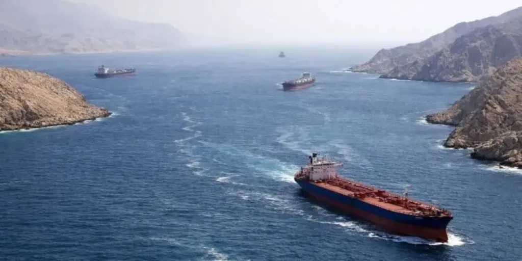 صناعة وتجارة