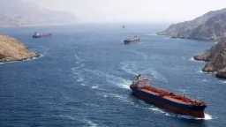 صناعة وتجارة