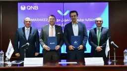 بنوك وتأمين