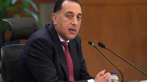 صناعة وتجارة