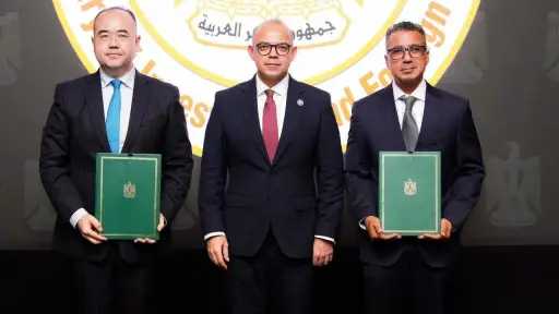 صناعة وتجارة