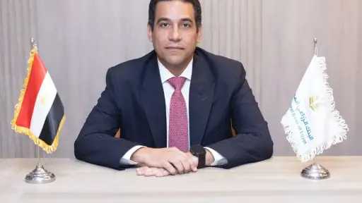 بنوك وتأمين