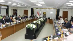 وزير قطاع الأعمال العام يترأس...