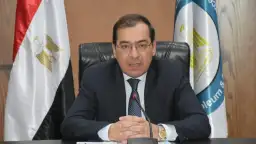 البترول تعلن زيادة مكافأة نهاية...