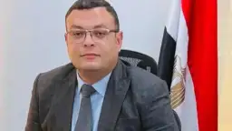 وزير الإسكان يتابع سير العمل...