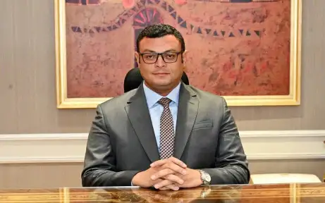 وزير الإسكان يجري حركة تنقلات...
