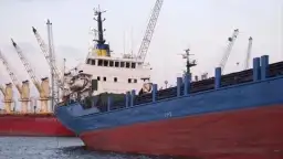 ميناء دمياط يستقبل ناقلتي غاز...