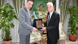 رئيس البنك الزراعي المصري يبحث...