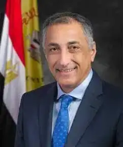 رئيس البنك الزراعي المصري يشيد...