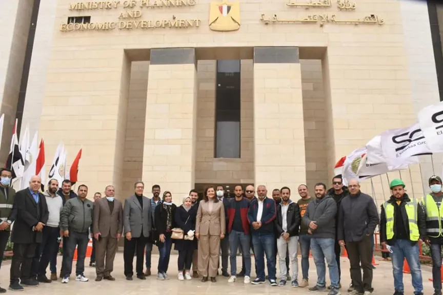 وزيرة التخطيط والتنمية الاقتصادية في جولة تفقدية لمقر الوزارة بالعاصمة الإدارية الجديدة