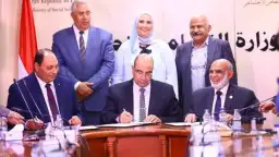 توقيع بروتوكول التعاون بين وزارتي...