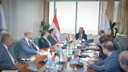 وزير التموين والتجارة الداخلية يبحث...