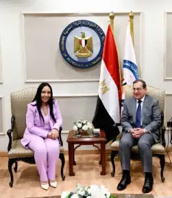 «فوربس» تدعو وزير البترول لحضور...