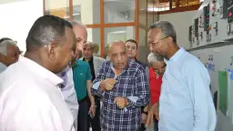 وزير الكهرباء يوجه بمتابعة زيادة...