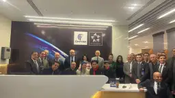 وزير الطيران المدني في جولة...