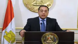 السيسى يكلف وزير الاسكان بتشكيل...